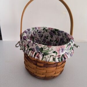 Longaberger 1996 May Series Sweet Pea Basket with Liner